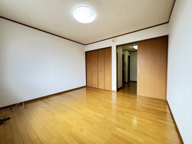 メゾネットKSの寝室