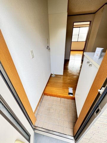 メゾネットKSの玄関