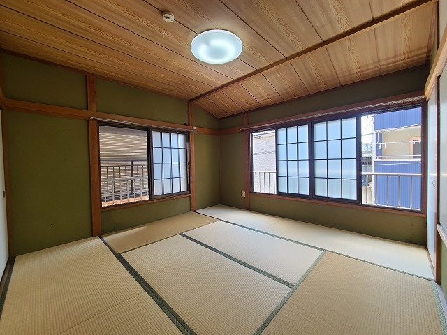 飯原町貸家の和室|★２階和室８帖の画像です★