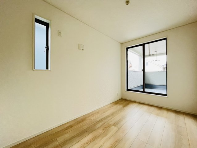 東海市富貴ノ台3-123『仲介手数料無料』新築戸建ての洋室