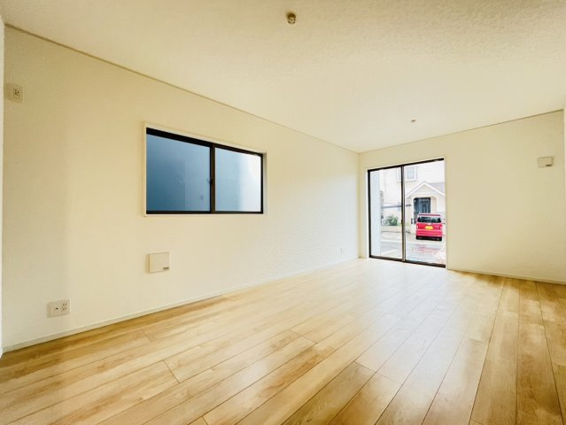 東海市富貴ノ台3-123『仲介手数料無料』新築戸建ての居間・リビング