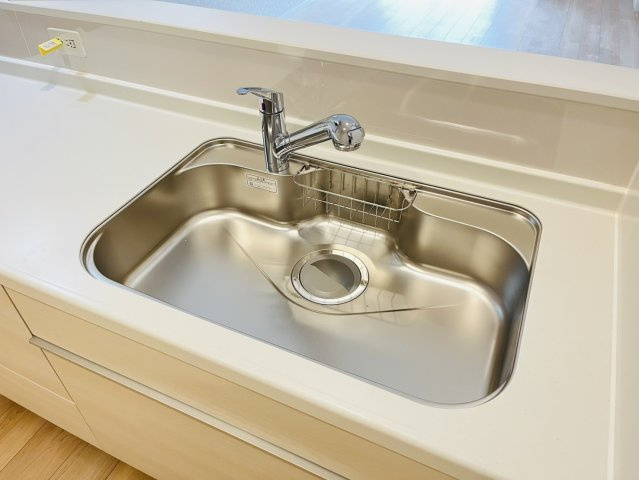 東海市富貴ノ台3-123『仲介手数料無料』新築戸建てのキッチン