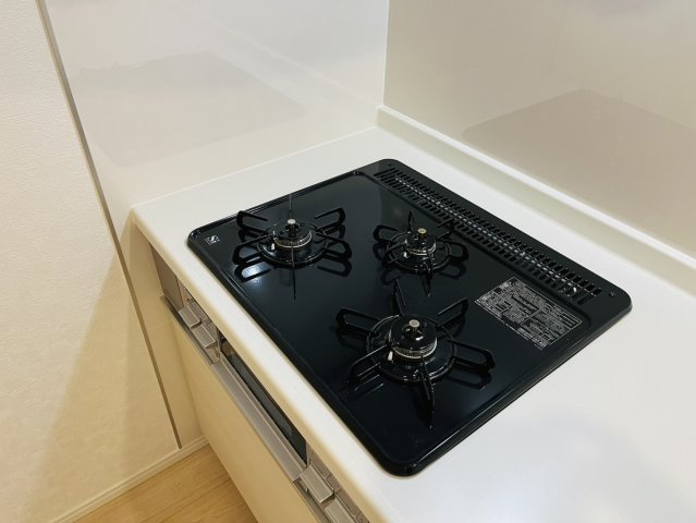 東海市富貴ノ台3-123『仲介手数料無料』新築戸建てのキッチン