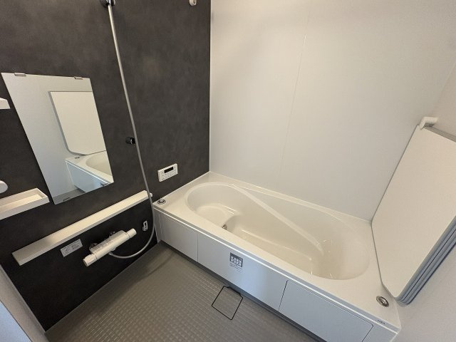 【浴室】 | 福岡市城南区長尾4丁目2期　3号棟（全4棟）【仲介手数料無料・0円】 | 現地写真。浴室です。