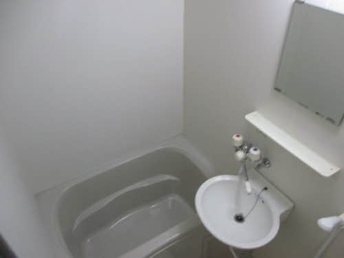 ヴェルフォレストの浴室