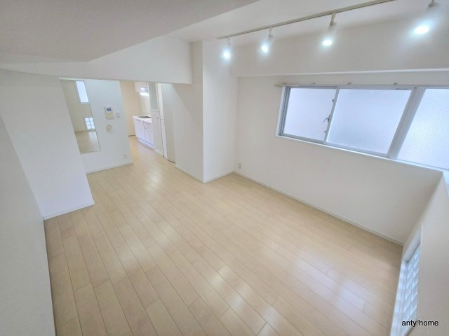 CITY SPIRE日本橋高津　仲介手数料無料の洋室