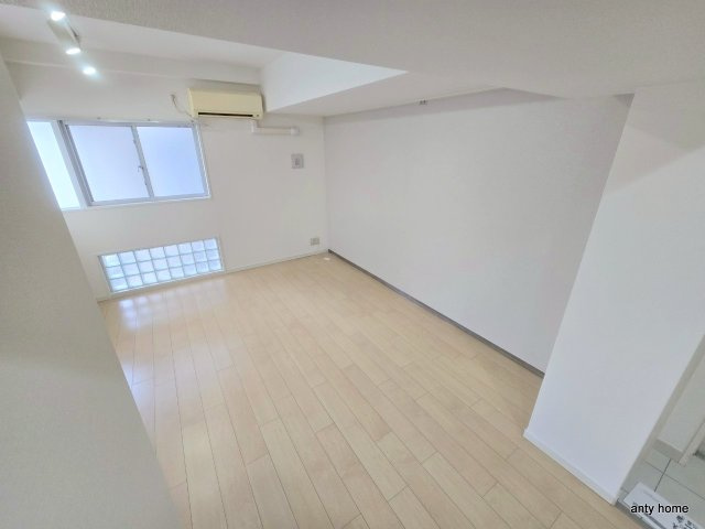 CITY SPIRE日本橋高津　仲介手数料無料の居間・リビング