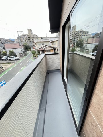 【バルコニー】 | 福岡市城南区長尾4丁目2期　4号棟（全4棟）【仲介手数料無料・0円】 | 現地写真。
