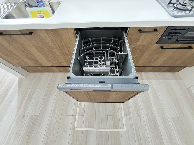 【キッチン】 | 福岡市城南区長尾4丁目2期　4号棟（全4棟）【仲介手数料無料・0円】 | 現地写真。