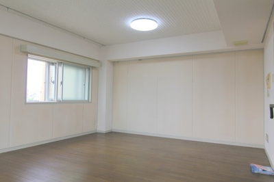 【居間・リビング】 | TASK IN 2be1　403 | 南　TASKROOM　１６．５帖
★防音ルーム（ＴＡＳＫ　ＲＯＯＭ）