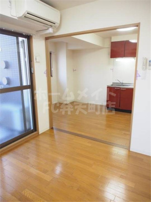 【居間・リビング】 | Peace Sakai | 使いやすいリビングです