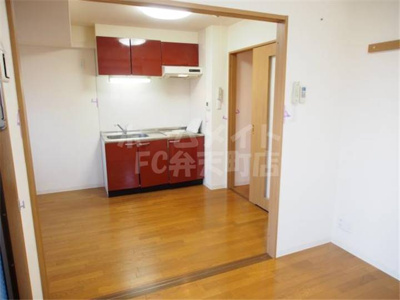 【キッチン】 | Peace Sakai | お料理しやすいキッチンです