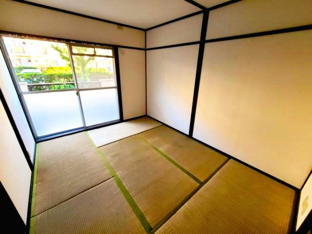【和室】 | 泉北宮山台団地3号棟 | 6帖和室