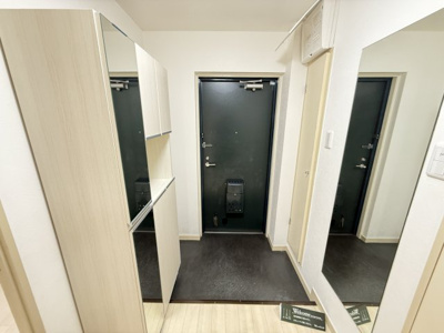 【玄関】 | シャトーレイクルイーズ