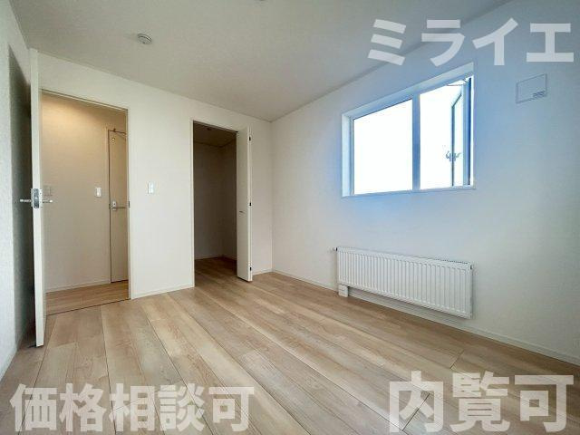 【新築戸建】岩見沢市上幌向南2条8丁目2棟の洋室
