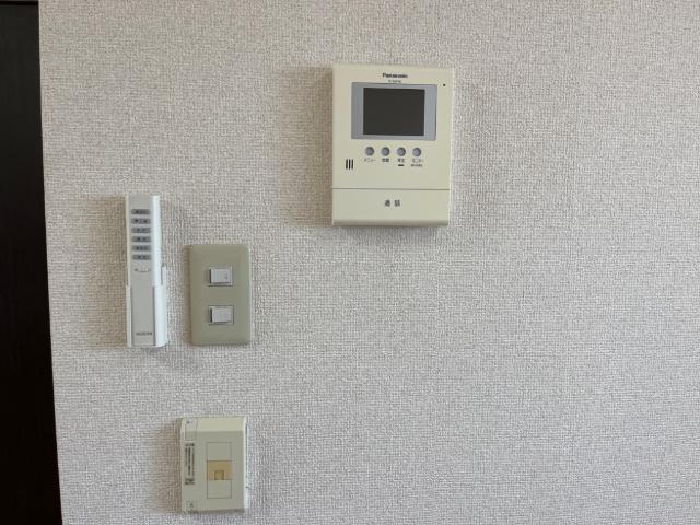 ＭＩＯ　ＢＬＤ（ミオ　ビル）のセキュリティ|カメラ付インターフォン