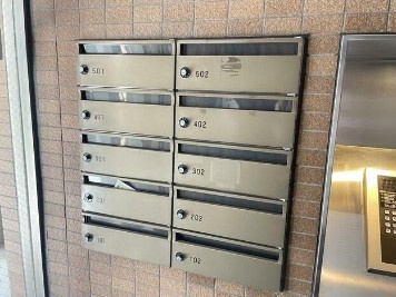 【その他共用部分】 | コージーコート西新宿 | メールボックス完備。