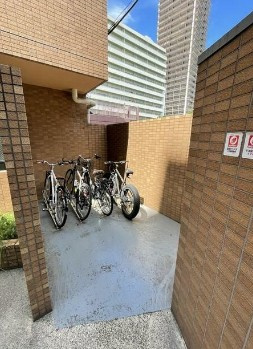 【その他共用部分】 | コージーコート西新宿 | 駐輪場完備！