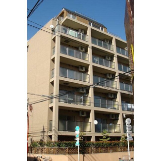 【外観】 | 鉄筋コンクリート造のがっちりとした建物。