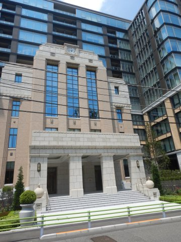 三田ガーデンヒルズNORTH HILLのエントランス