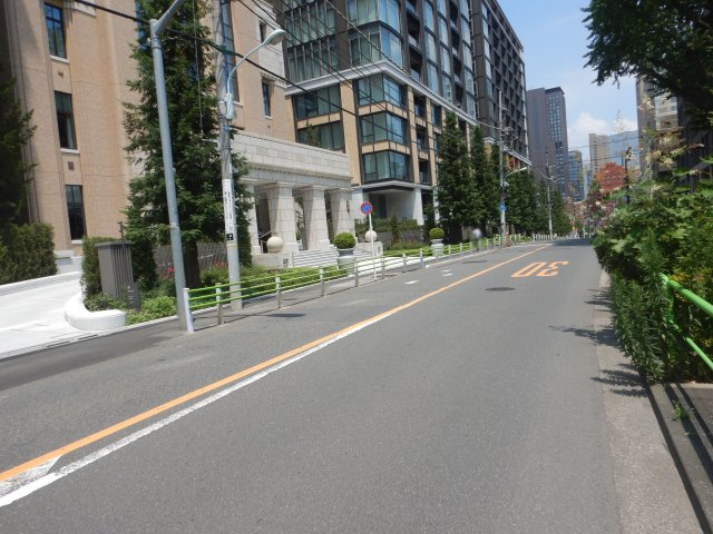 三田ガーデンヒルズNORTH HILLのその他|前面道路