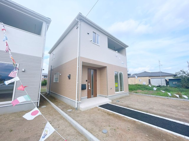 新築戸建・建売　深谷市武蔵野　CRADLE GARDEN　全3棟の外観|操作も簡単なモニター付きインターフォンで、セキュリティを強化！