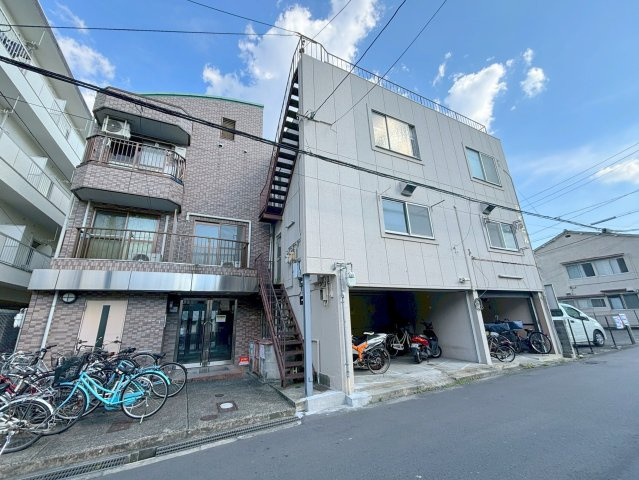 双和ビルの外観