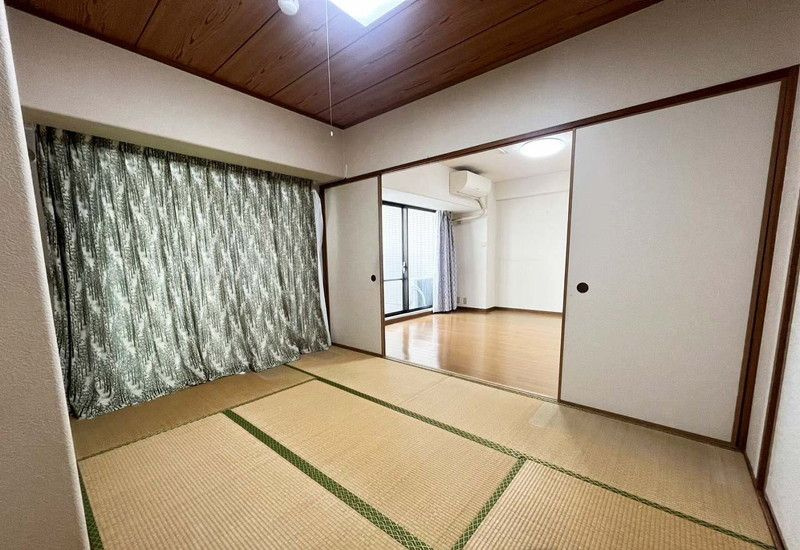 コスモ守山