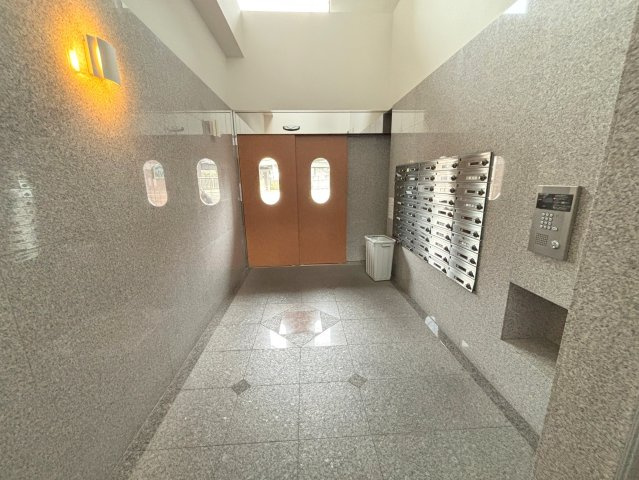 エクセレント上新17のロビー