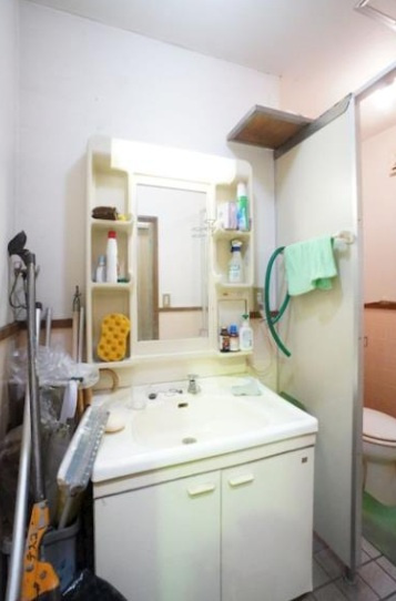 川口市上青木５丁目の倉庫