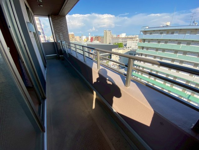 グランドスペラーレ六甲道のバルコニー