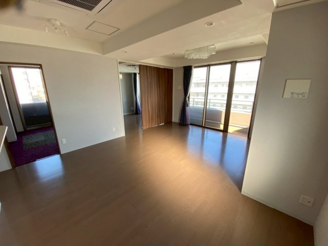 グランドスペラーレ六甲道の居間・リビング