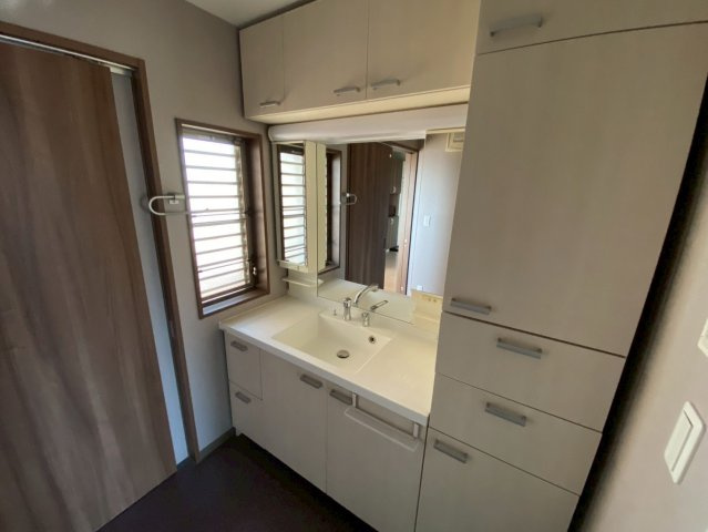 グランドスペラーレ六甲道の洗面所