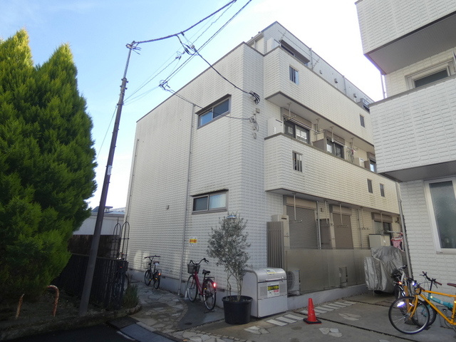 キアロ　レガーロの外観