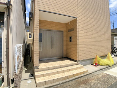 【エントランス】 | Residencia【名古屋市賃貸・宅配BOX】