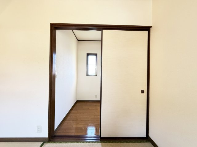 孕西町貸家の収納