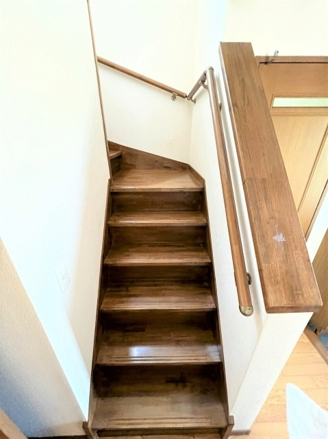 孕西町貸家の内装