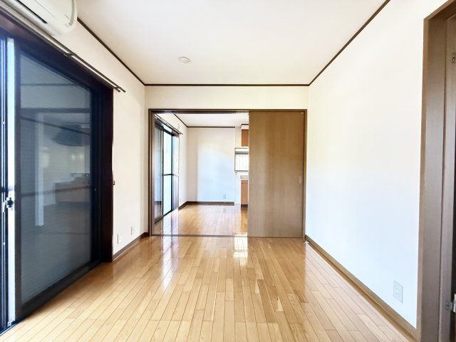 孕西町貸家の内装