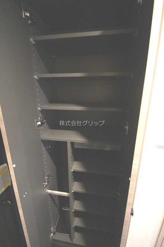 Le'a横濱阪東橋弐番館の収納