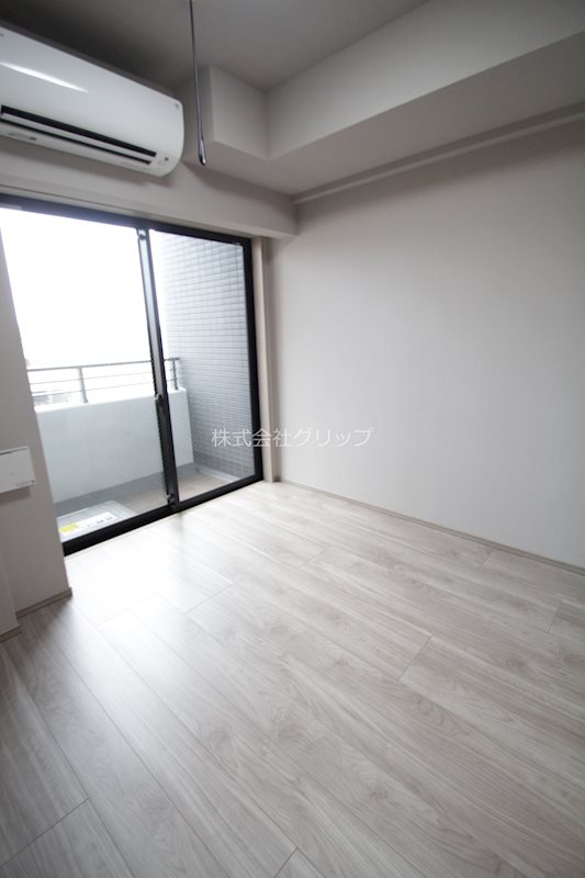 Le'a横濱阪東橋弐番館の洋室