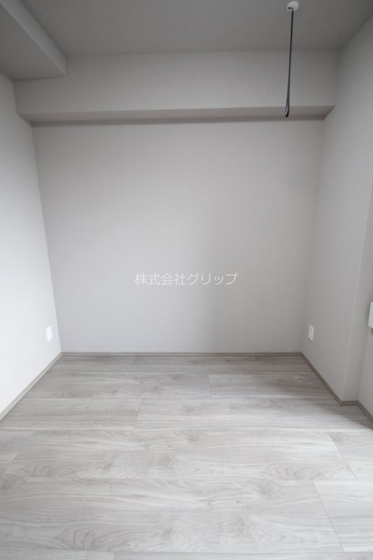 Le'a横濱阪東橋弐番館の洋室