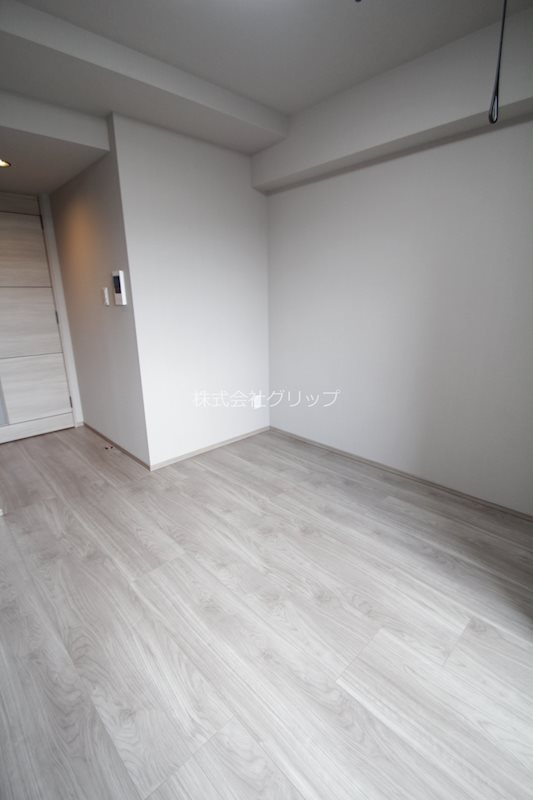 Le'a横濱阪東橋弐番館の洋室