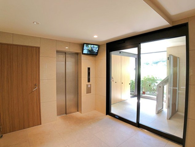 【ロビー】 | プレイズシード桜山【名古屋市賃貸・宅配BOX】