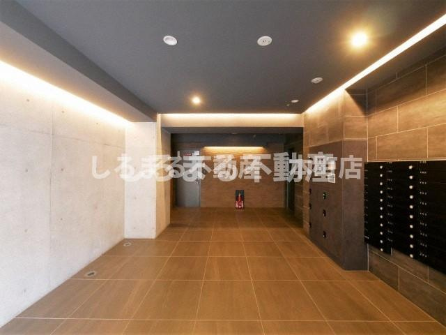 アール大阪グランデのロビー