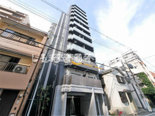 アール大阪グランデの外観