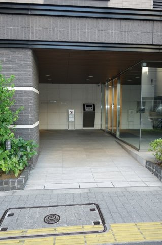 グローリオ文京東大前ヒルズのエントランス