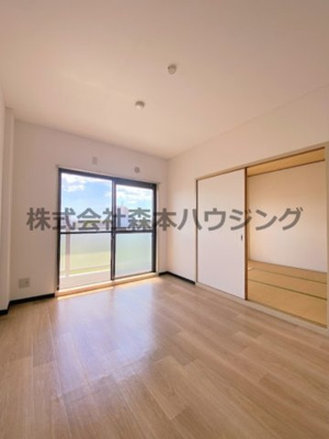 【洋室】 | 　ウエストコート | 明るい洋室です