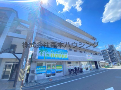 【外観】 | 　ウエストコート | 外観は落ち着いています