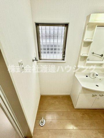 半町4丁目一戸建の設備|室内洗濯機置場
