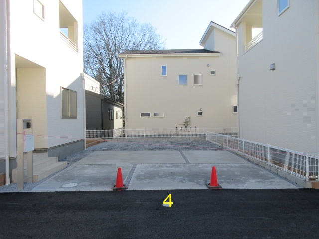 【仲介手数料無料】新築戸建　リーブルガーデン寄居町露梨子2581-1（全8棟）の前面道路含む現地写真